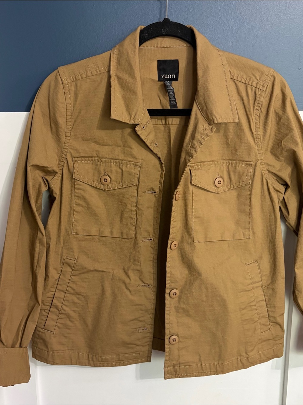 Vuori Women's Ripstop Jacket in Wheat Size Small VW523 Gorpcore Utilitarian